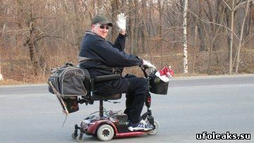 Инвалид колясочник преодолел растояние 11 тыс. км, от Владика до Москвы
