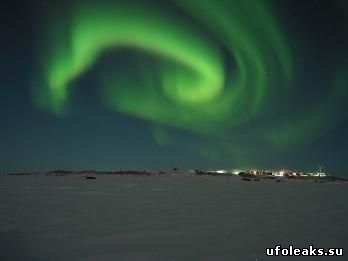 Северное сияние - фото с полярной станции