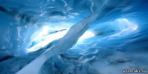 Подо льдом Антарктиды движутся яркие огни