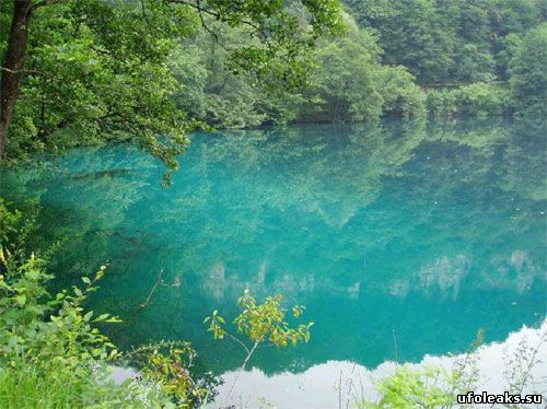 Голубое озеро в Кабардино-Балкарии